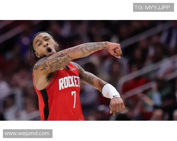 2008年火箭与骑士精彩对决回顾央视直播盛况与球星表现分析