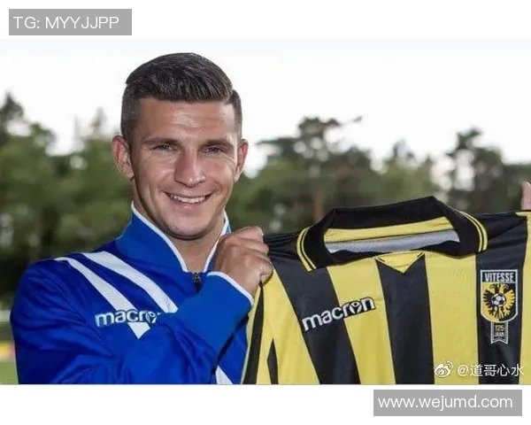 乌德勒斯主场迎战维迪斯全力争胜展现球队实力与战术配合 乌德勒斯主场迎战维迪斯全力争胜展现球队实力与战术配合