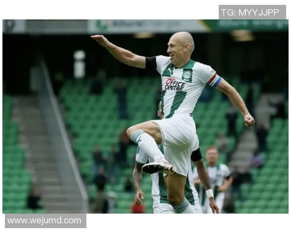 格罗宁根主场迎战埃因霍温期待精彩对决与激烈竞争 格罗宁根主场迎战埃因霍温期待精彩对决与激烈竞争