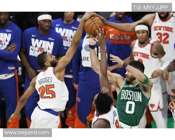 波神与唐斯对决NBA赛场上的巨星之争与未来的荣耀之路 波神与唐斯对决NBA赛场上的巨星之争与未来的荣耀之路