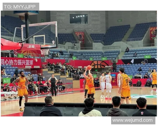 江苏肯帝亚迎战福建队力争主场胜利展现球队实力与斗志 江苏肯帝亚迎战福建队力争主场胜利展现球队实力与斗志