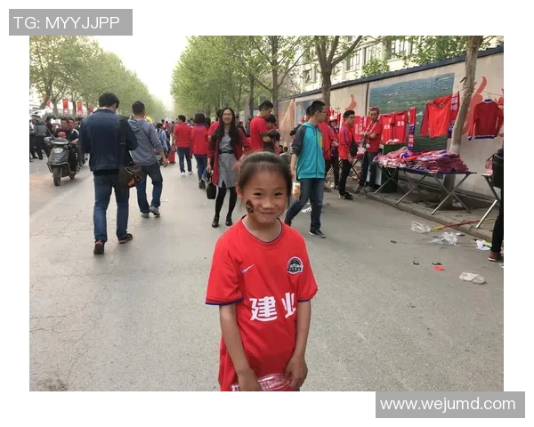 河南建业与北京队激战正酣比分悬念引发球迷热议